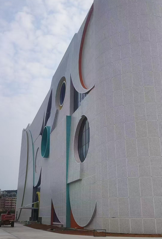 Anti Fade Exterior Aluminum Panels Custom Facade Cladding Panels For Building Outer Wall