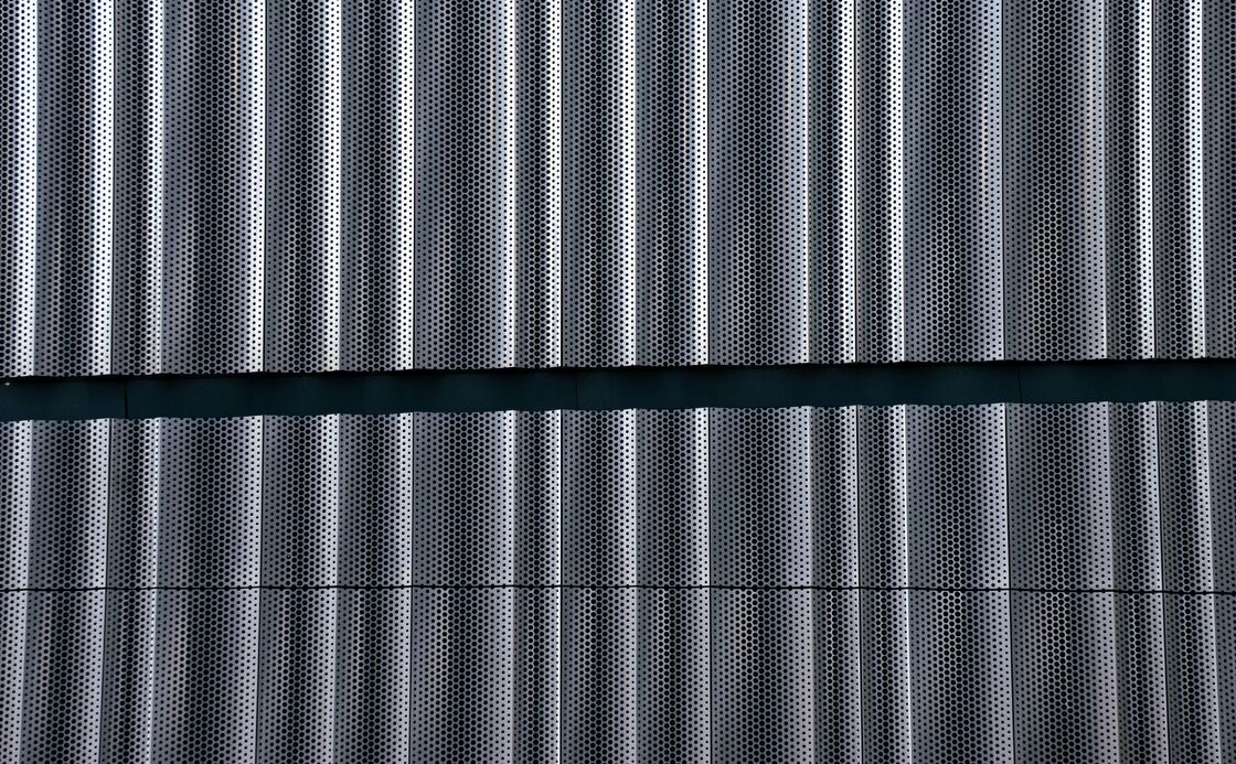ODM OEM Perforated Corrugated Aluminum Panels PVDF Finish Customized Thickness