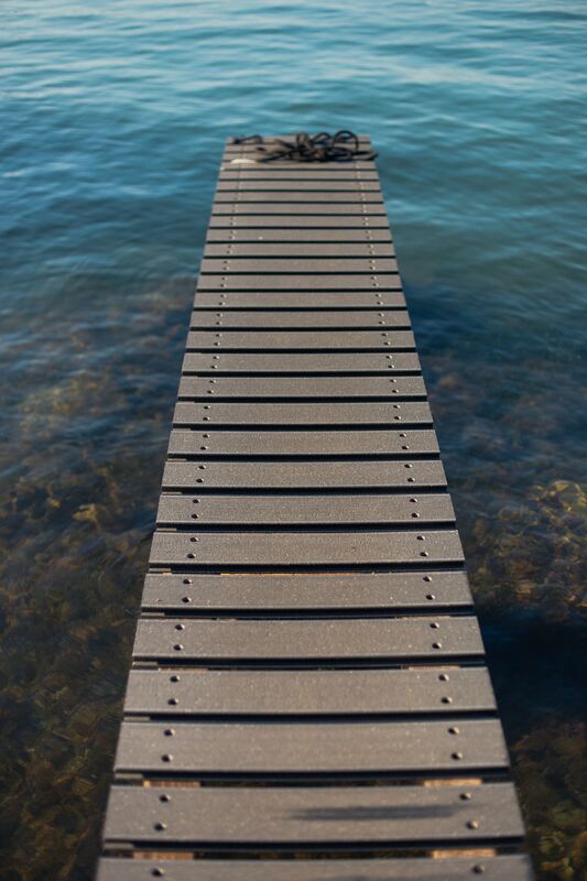 Black Aluminum Decking Panels For Lakeside Dock Pier Walkway Platform OEM ODM